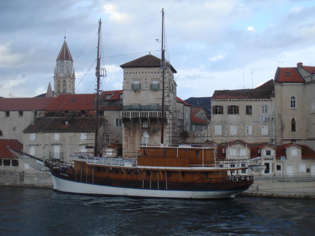 Apartment Z&E Trogir Eksteriør billede